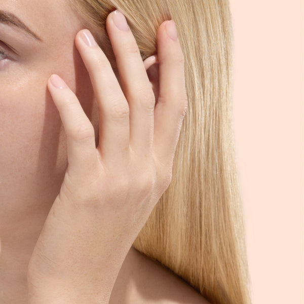 Quelles couleurs de vernis conviennent le mieux aux peaux claires ?