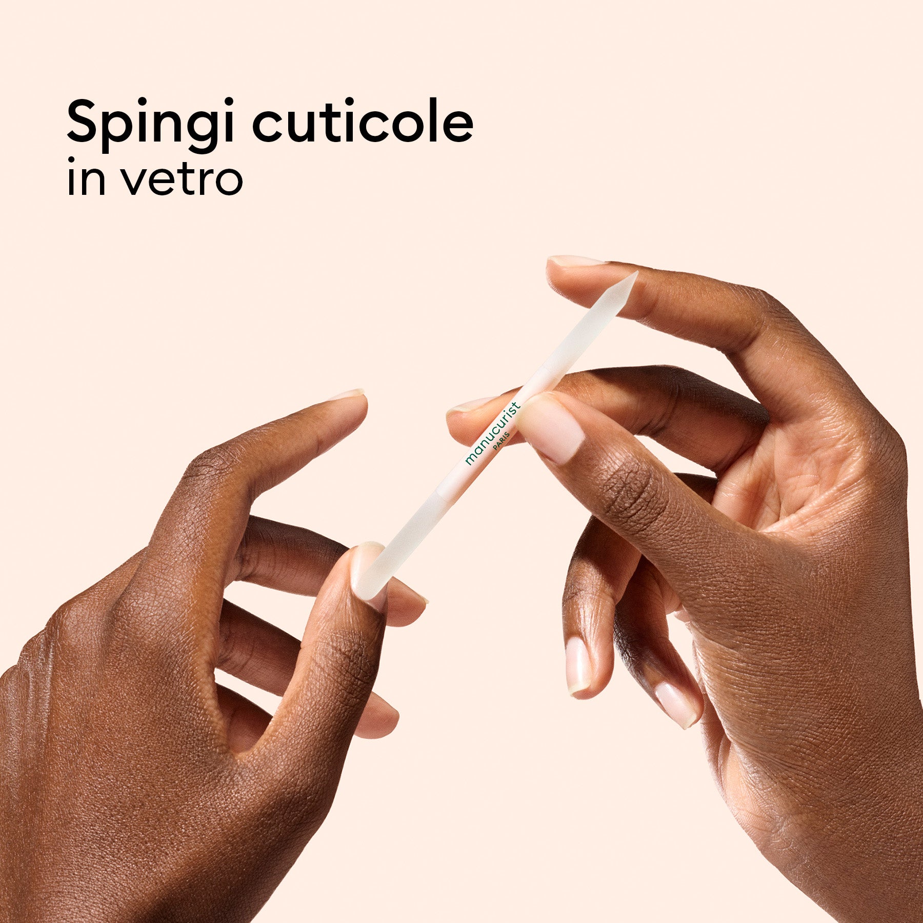 Trio di accessori in vetro per le unghie