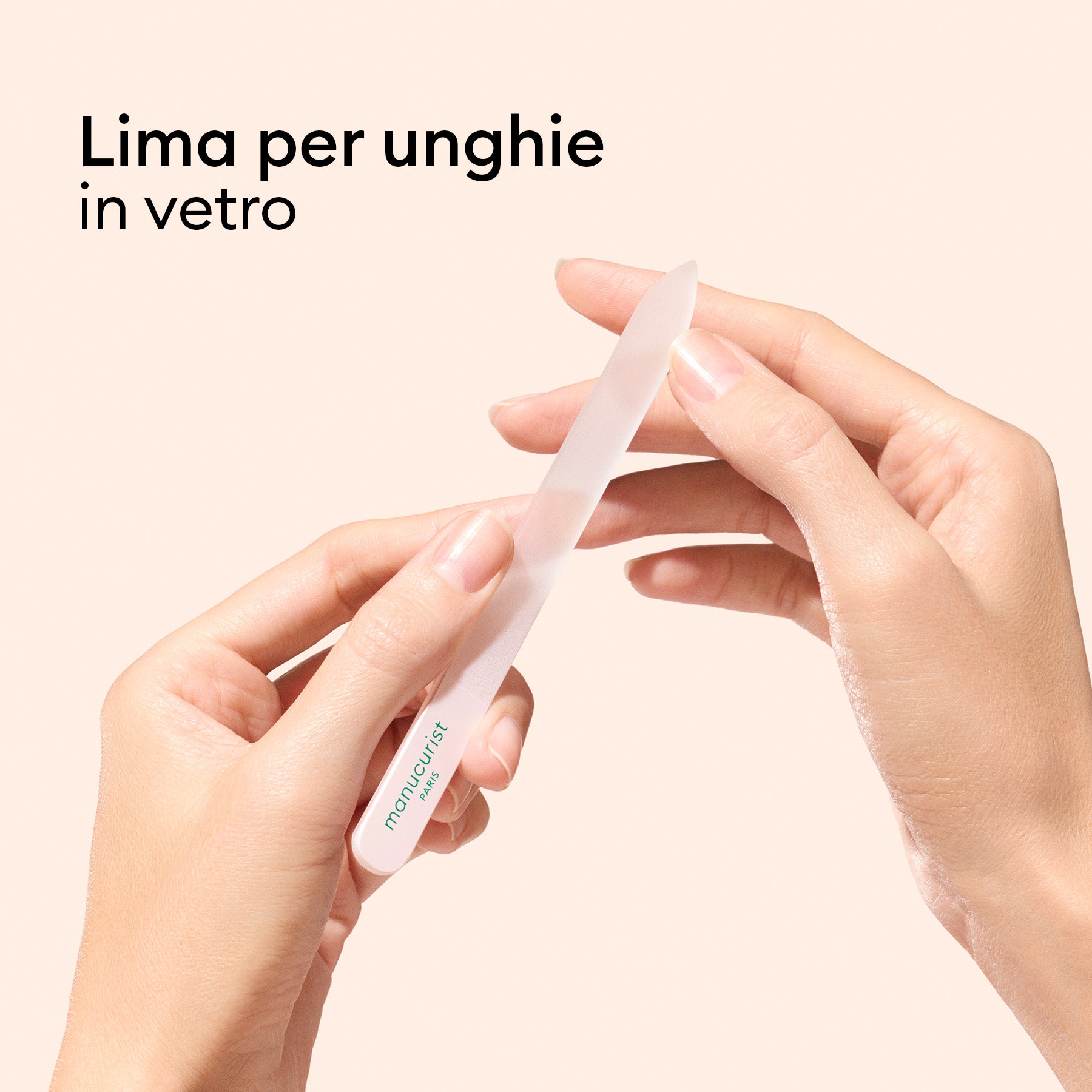 Trio di accessori in vetro per le unghie