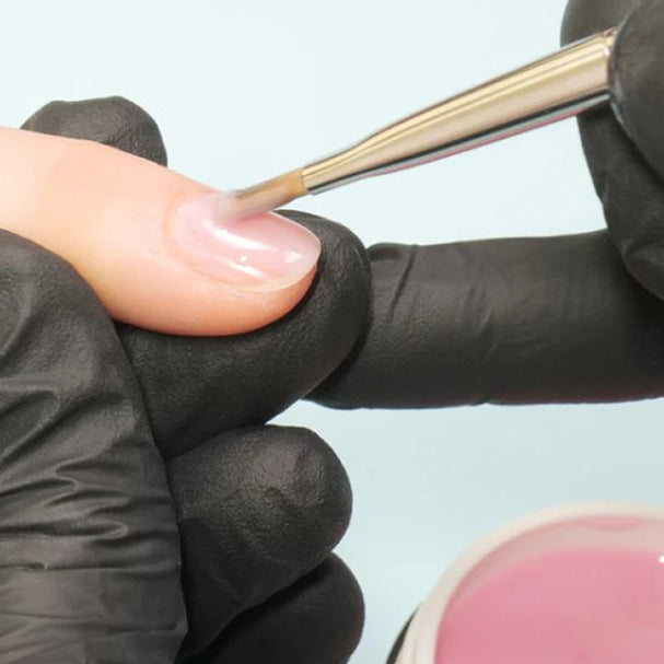 Gel de construction : guide complet pour des ongles parfaits et solides