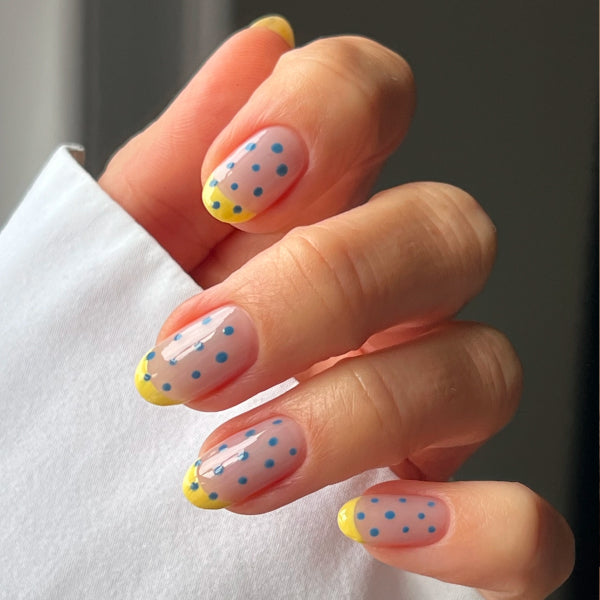 Nail art Pâques 2026 : idées de manucures printanières