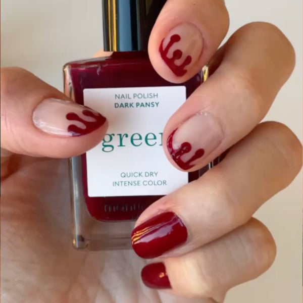 Ongles Halloween 2025 : nos meilleures idées de nail arts