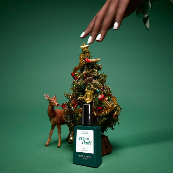 Ongles Noël 2026 : idées de manucures et nail arts pour les fêtes