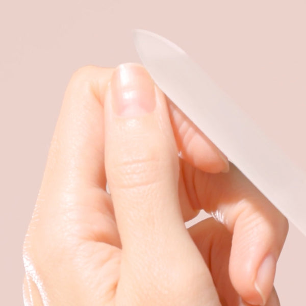 Ongles dédoublés : causes et solutions