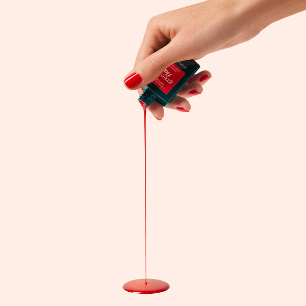 Le vernis semi-permanent abîme-t-il les ongles ? Effets et solutions