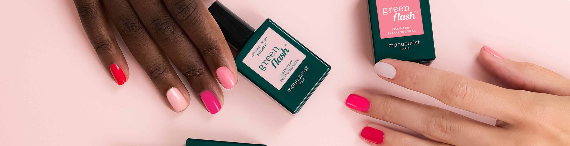 Lifestyle mains et vernis roses