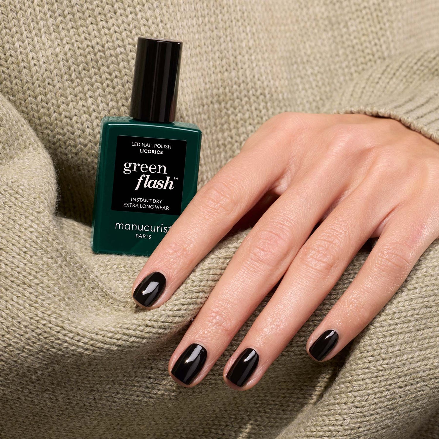 Green Flash Licorice - Alternative to gel polish | Manucurist