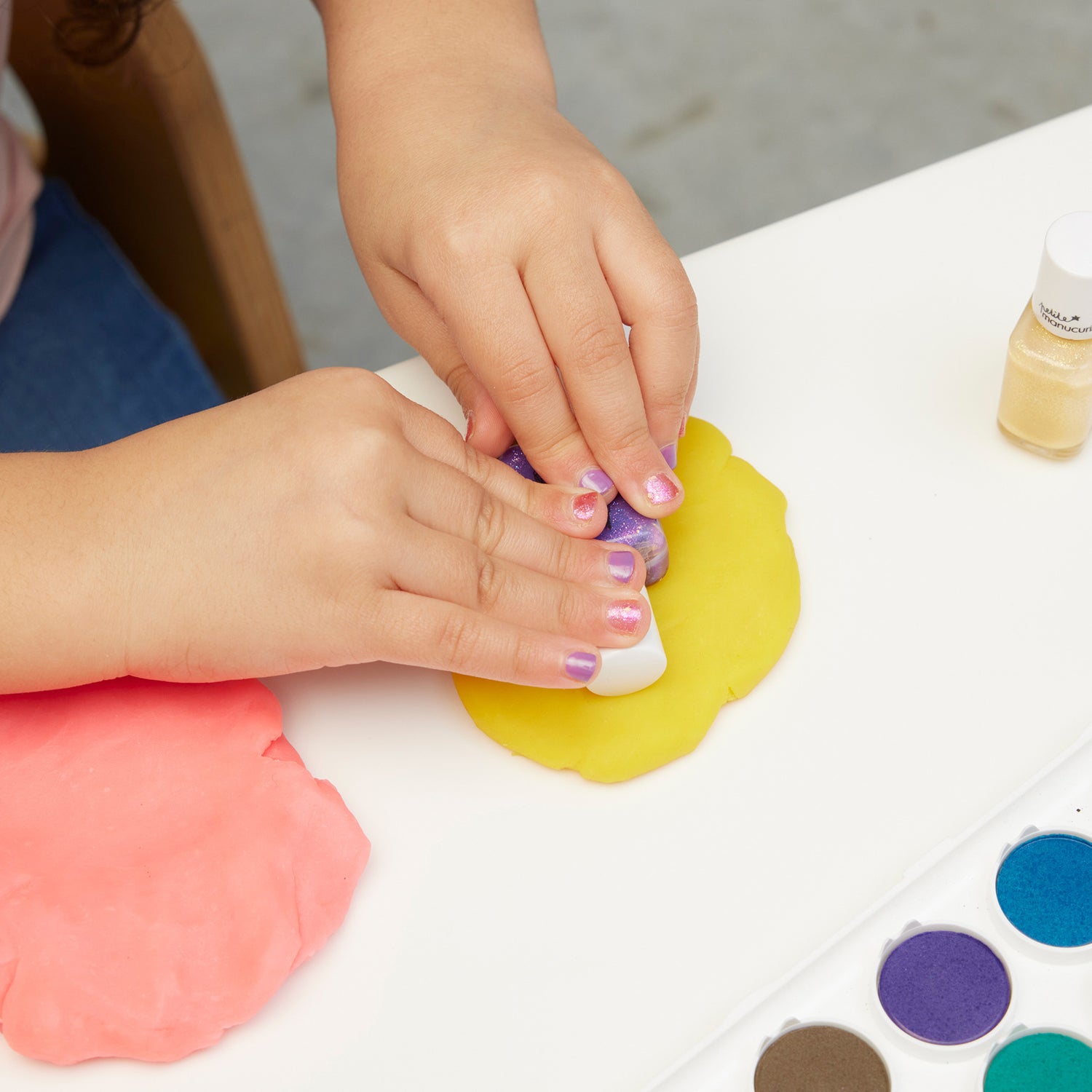 Kit manucure fille - Formule VEGAN à base d'eau